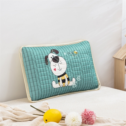 91家纺网 家纺一手货源 找家纺 （总）大黄蜂家居家纺 2025新款大黄蜂凉感丝卡通平面枕套