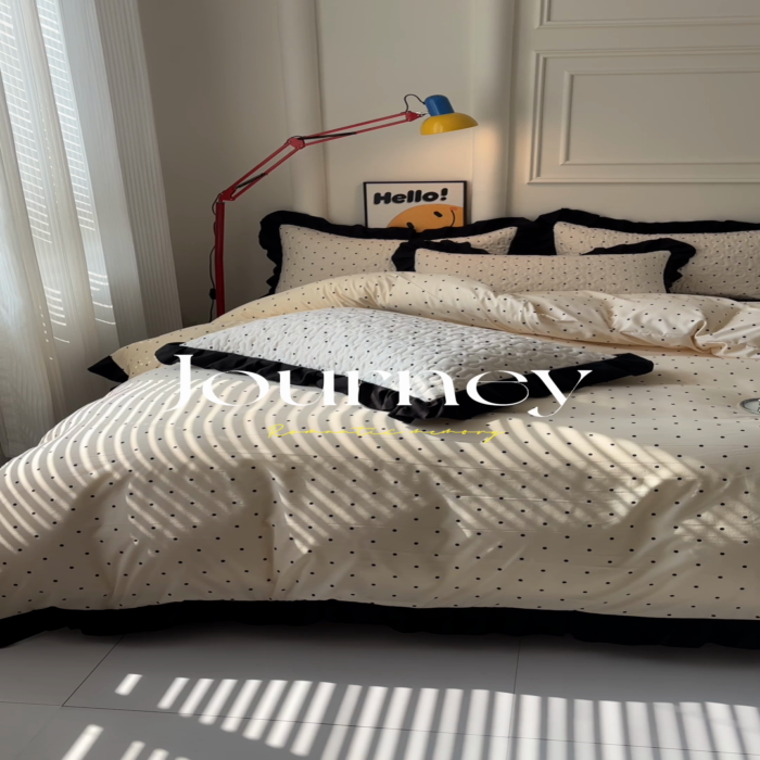 91家纺网 家纺一手货源 找家纺 蝶帕家纺 2025新款法式赫本风韩版花边水洗棉床盖四件套 点点爱