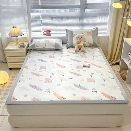 91家纺网 家纺一手货源 找家纺 （总）鑫琪莱家纺 2025新款数码印花加密冰藤凉席三件套