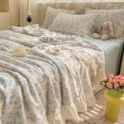 91家纺网 家纺一手货源 找家纺 芯贝儿 2025新款提花针织水洗m双层纱夏被四件套 艾莎