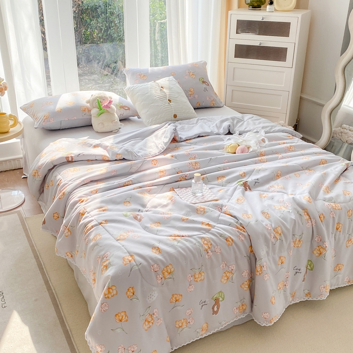 91家纺网 家纺一手货源 找家纺 穆琪 2025新款小花边印花夏被小清新夏凉被 花开半夏