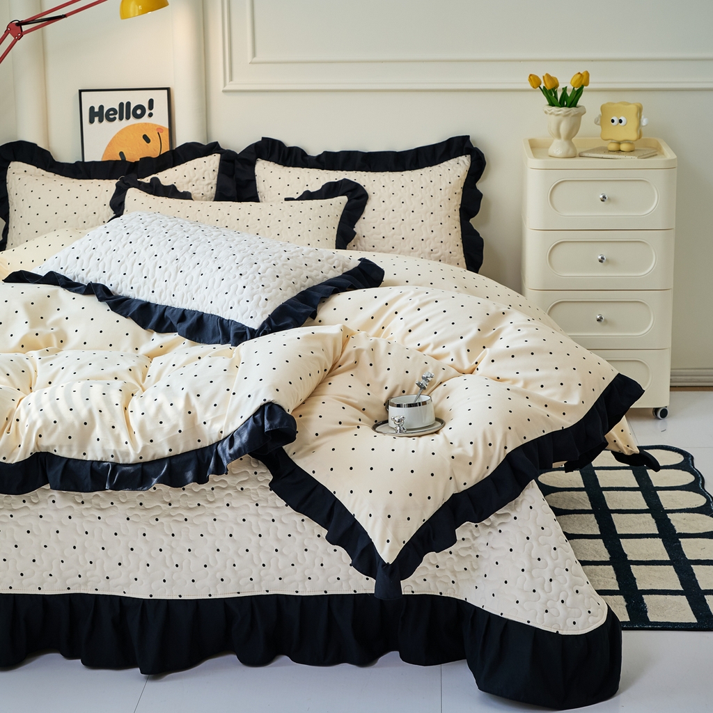 91家纺网 家纺一手货源 找家纺 蝶帕家纺 2025新款法式赫本风韩版花边水洗棉床盖四件套 点点爱