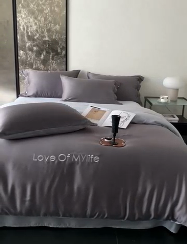 91家纺网 家纺一手货源 找家纺 优悦 2025新款冰丝印花刺绣双拼四件套-漫心 流光灰