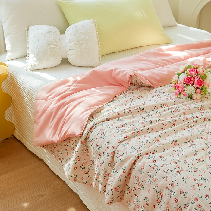 91家纺网 家纺一手货源 找家纺 梦恬佳 2025新款A类水洗皱皱棉夏凉被 野茶春苑