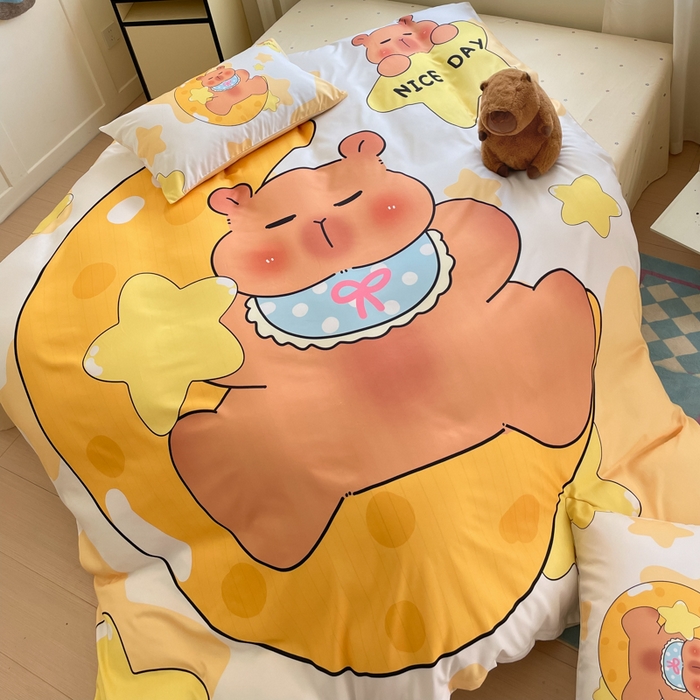 91家纺网 家纺一手货源 找家纺 博雅 2025新款全棉大版印花四件套-卡皮巴拉 晚安卡皮巴拉