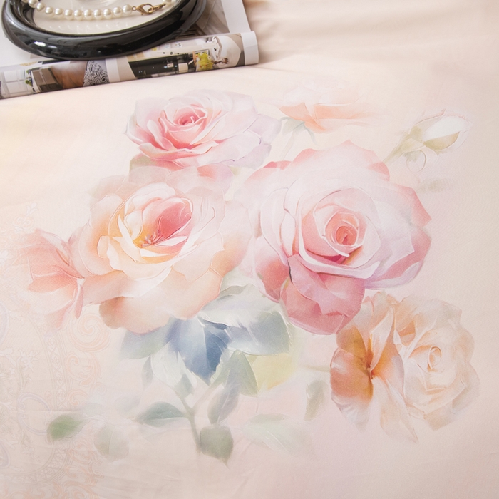 91家纺网 家纺一手货源 找家纺 氧家 2025新款60s贡缎长绒棉数码印花四件套（礼盒装） 芙贝拉