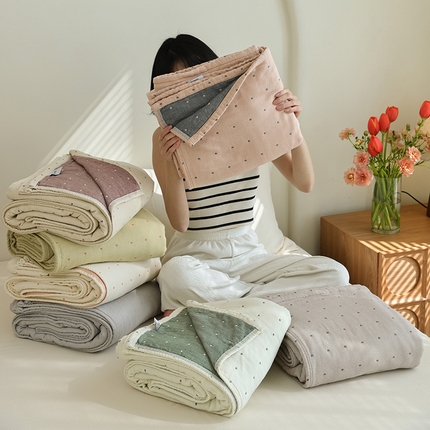 91家纺网 家纺一手货源 找家纺 （总）雯雨2025新款A类全棉四层爱心刺绣纱布毛巾被