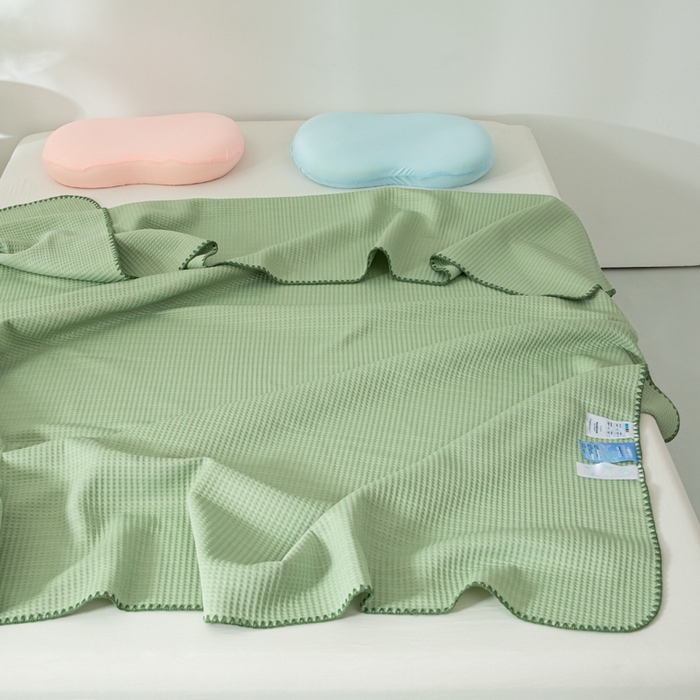 91家纺网 家纺一手货源 找家纺 柏薇2025新款A类华夫格400g凉感丝盖毯多功能双面用凉感夏凉被 双面纯凉感-橄榄绿