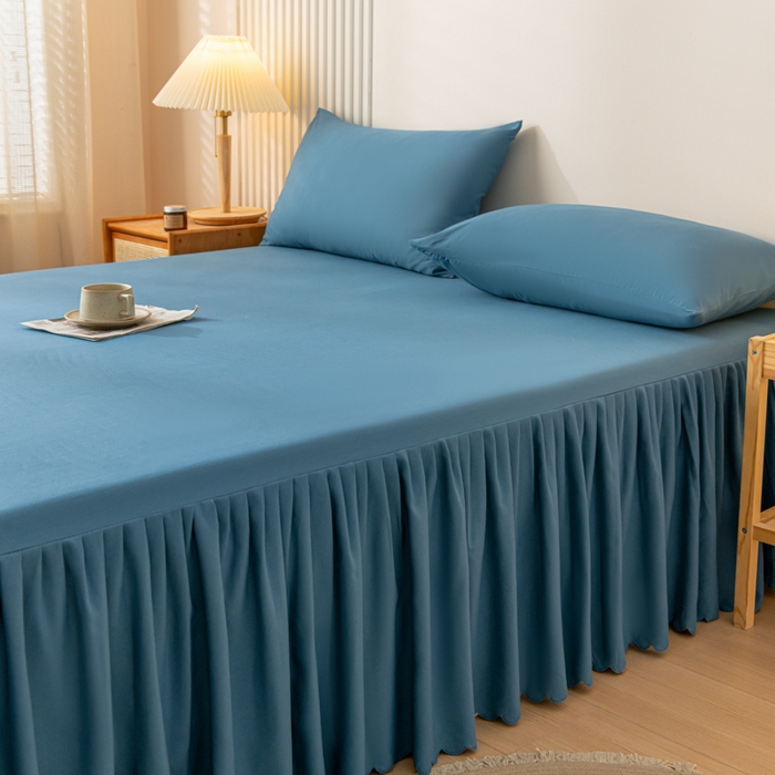 91家纺网 家纺一手货源 找家纺 梵克保罗 2025新款亲肤磨毛舒适柔软纯色Q系列床裙 Q-牛仔蓝