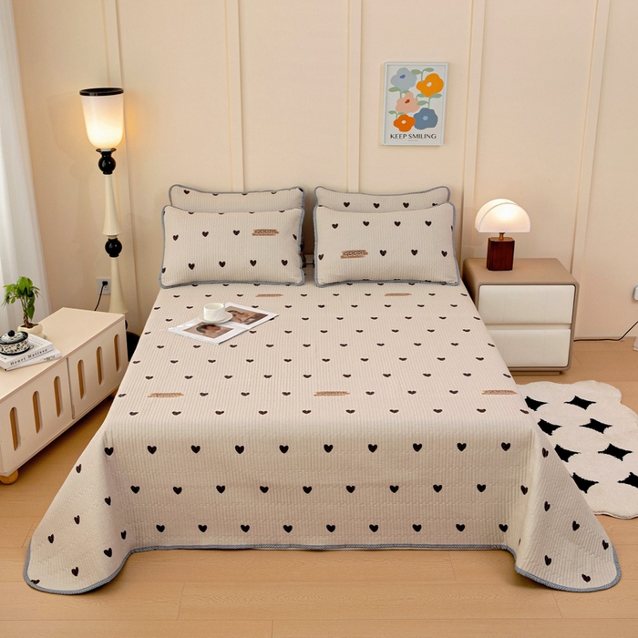 91家纺网 家纺一手货源 找家纺 情煊家纺 2025新款双面全棉夹棉床盖三件套 爱心