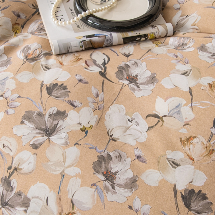 91家纺网 家纺一手货源 找家纺 氧家 2025新款60s贡缎长绒棉数码印花四件套（礼盒装） 花开琉璃