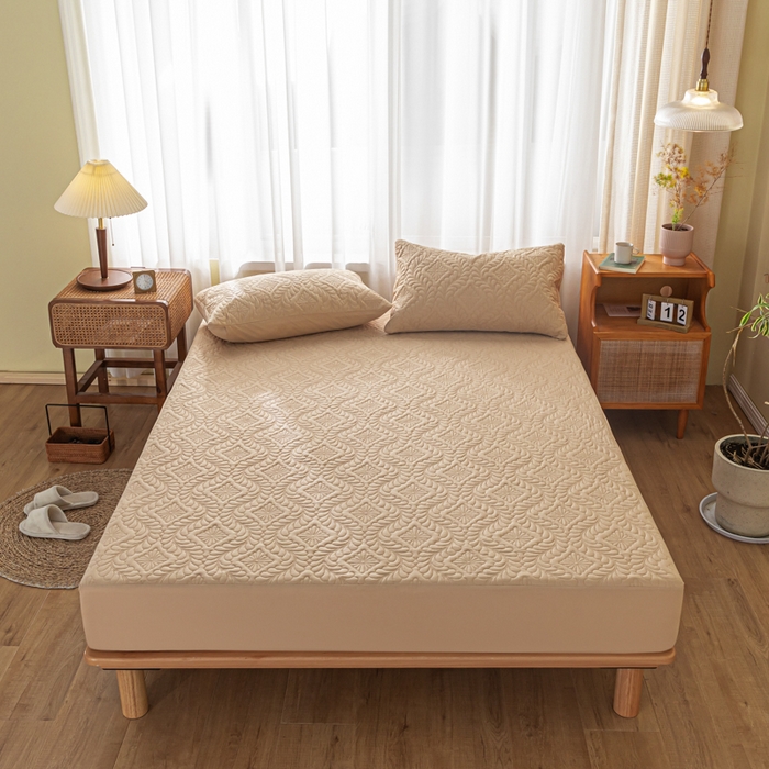 91家纺网 家纺一手货源 找家纺 梵克保罗 2025新款简约纯色水洗棉防水夹棉枕套 浅卡其