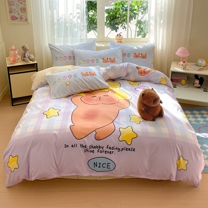 91家纺网 家纺一手货源 找家纺 博雅 2025新款全棉大版印花四件套-卡皮巴拉 星星卡皮巴拉