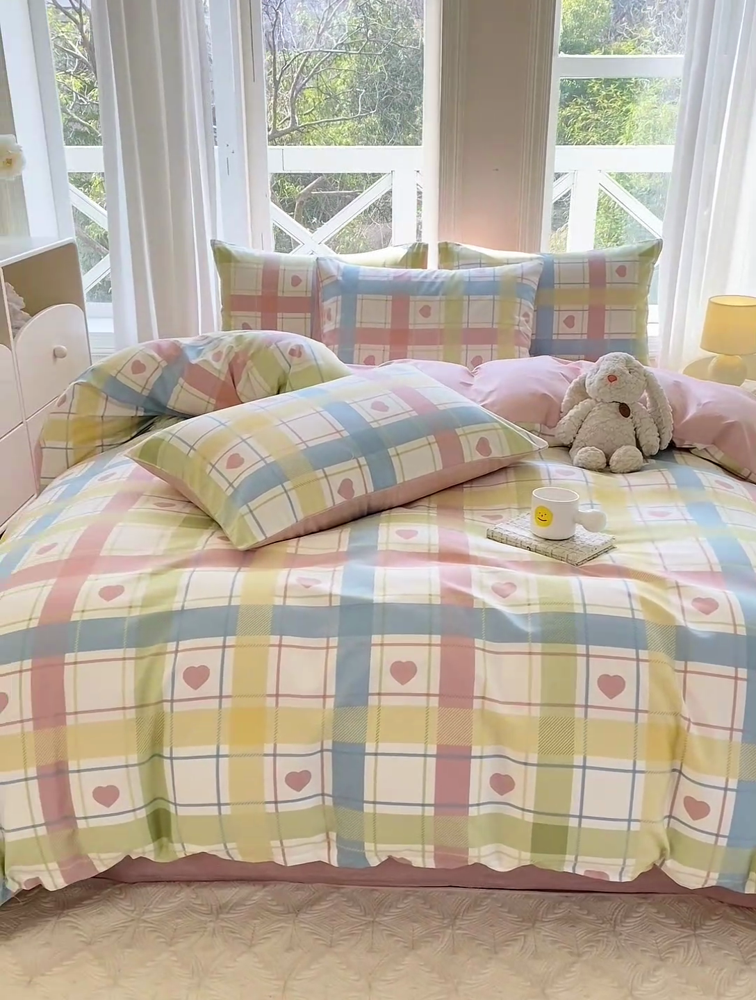 91家纺网 家纺一手货源 找家纺 念家居 2025新款直播爆款三件套印花小清新13070全棉四件套 爱心格-粉