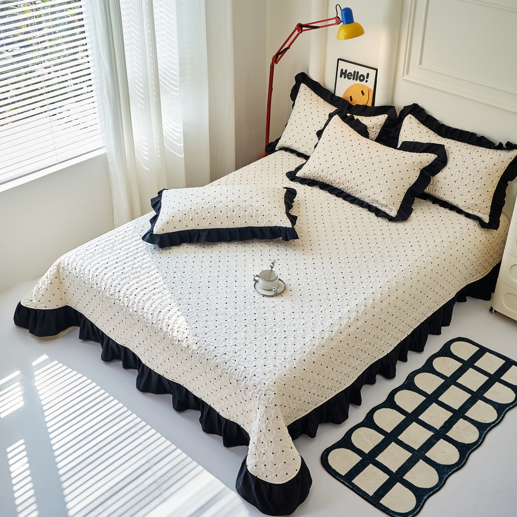 91家纺网 家纺一手货源 找家纺 蝶帕家纺 2025新款法式赫本风韩版花边水洗棉床盖四件套 点点爱