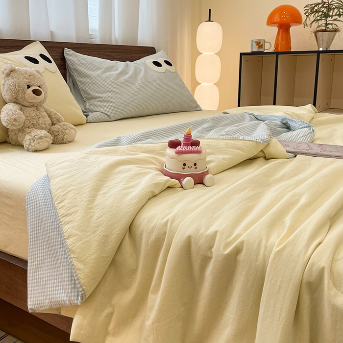 91家纺网 家纺一手货源 找家纺 桃心家居 2025新款云柔水洗棉毛巾绣大豆单夏被夏被四件套 水洗棉-大眼睛夏被奶黄小蓝格