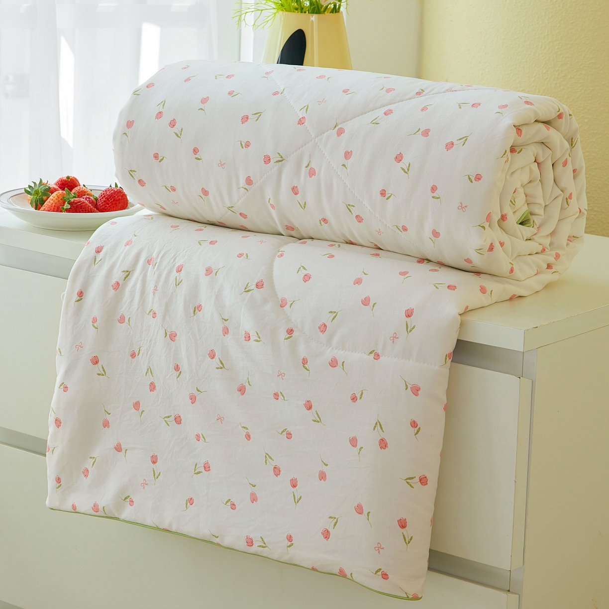 91家纺网 家纺一手货源 找家纺 梦恬佳 2025新款A类水洗皱皱棉夏凉被 浪漫花海