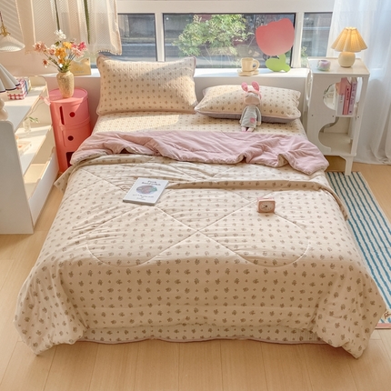 91家纺网 家纺一手货源 找家纺 （总）老帅的工厂店2025新款a类云感双层纱7a抗菌夏被四件套