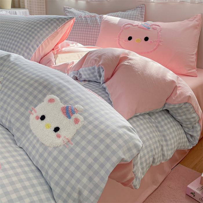 91家纺网 家纺一手货源 找家纺 星座家纺 2025新款水洗棉毛巾绣四件套 笑脸KT 蓝粉