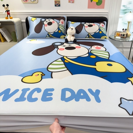 91家纺网 家纺一手货源 找家纺 丝羽坊 2025新款大版印花冰丝凉席冰丝席碳光冰丝凉席-床笠款 飞行员-蓝