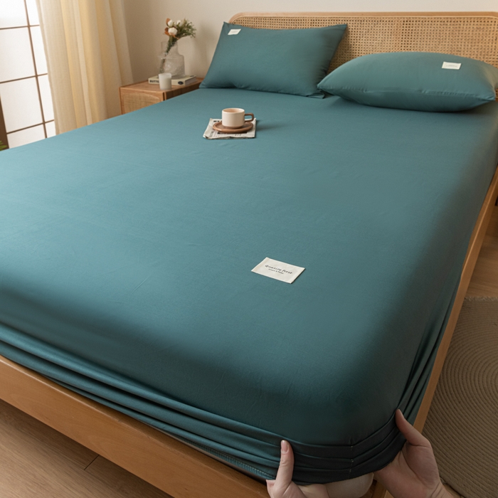 91家纺网 家纺一手货源 找家纺 梵克保罗 2025新款亲肤舒适全棉13372喷气纯色单枕套 墨子绿