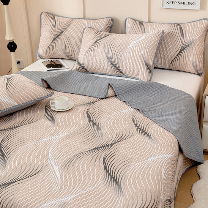 91家纺网 家纺一手货源 找家纺 情煊家纺 2025新款双面全棉夹棉床盖三件套 青春告白