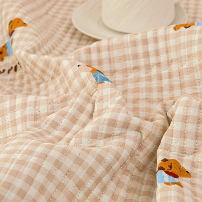 91家纺网 家纺一手货源 找家纺 情煊家纺 2025新款双面全棉夹棉床盖三件套 俏皮狗