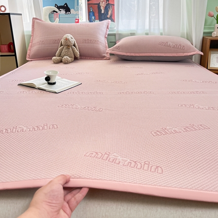 莱米家纺 2025新款冰感凉豆豆凉席 字母蝴蝶结—粉