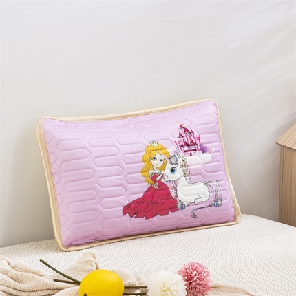 91家纺网 家纺一手货源 找家纺 （总）大黄蜂家居家纺 2025新款大黄蜂凉感丝卡通平面枕套