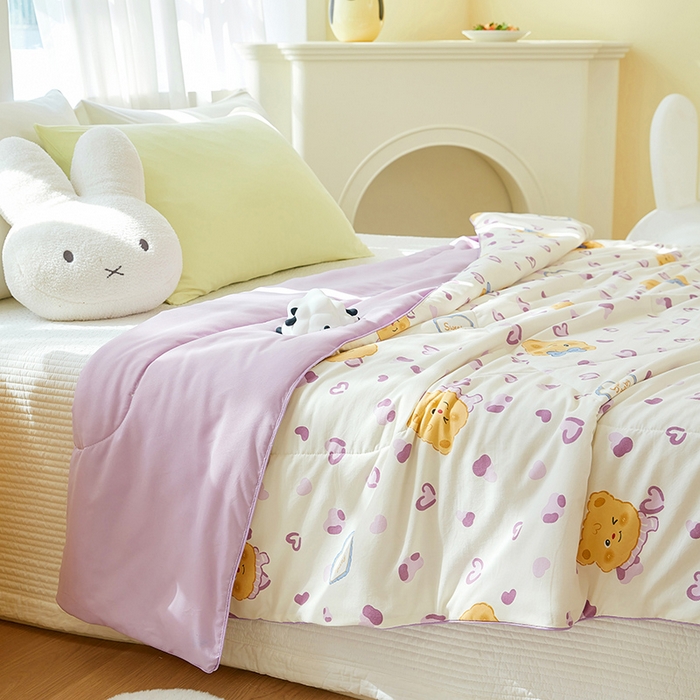 91家纺网 家纺一手货源 找家纺 梦恬佳 2025新款A类水洗皱皱棉夏凉被 甜甜黄油熊