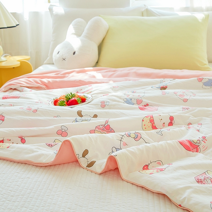 91家纺网 家纺一手货源 找家纺 梦恬佳 2025新款A类水洗皱皱棉夏凉被 粉色奶猫