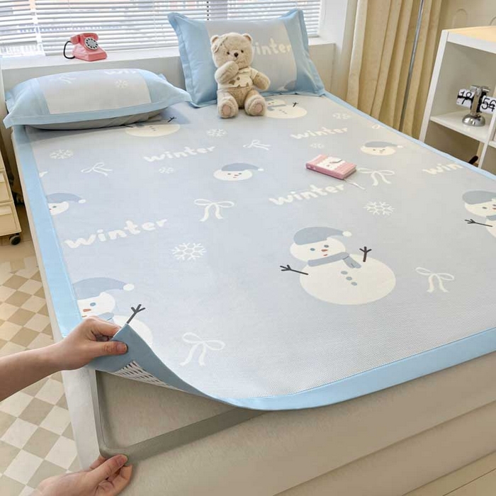 91家纺网 家纺一手货源 找家纺 （总）鑫琪莱家纺 2025新款数码印花加密冰藤凉席三件套