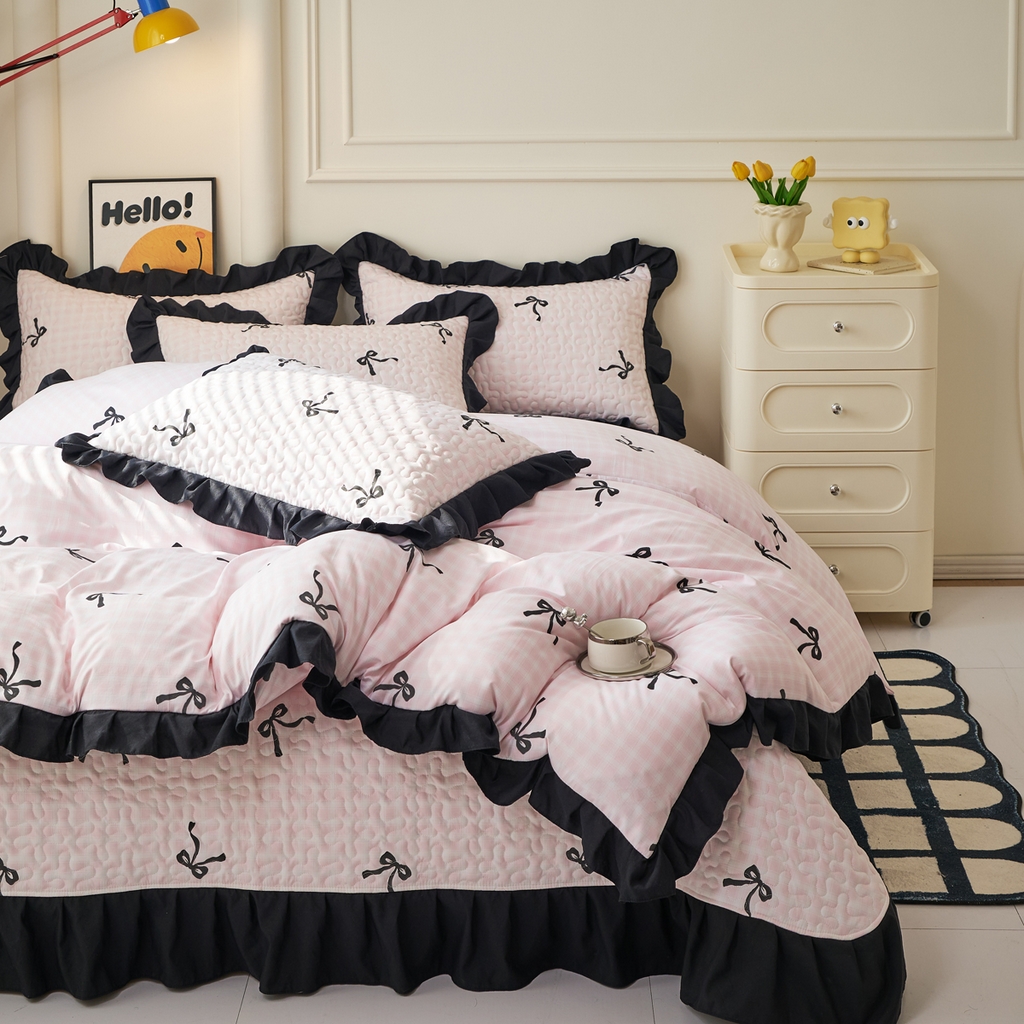 91家纺网 家纺一手货源 找家纺 蝶帕家纺 2025新款法式赫本风韩版花边水洗棉床盖四件套 半旧时光