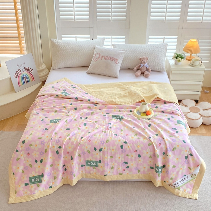 91家纺网 家纺一手货源 找家纺 （自己工厂 有网销大热款 网销帮推可合作优惠）2025新款全棉夏被空调被夏凉被纯棉夏季儿童棉花薄被子 花满城-粉