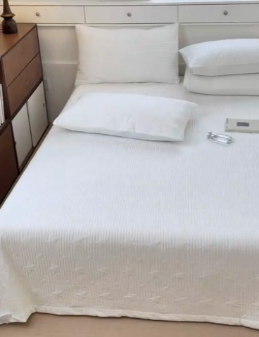 91家纺网 家纺一手货源 找家纺 （总）漫调家纺 2025新款繁星绗缝夏被 复古风实拍