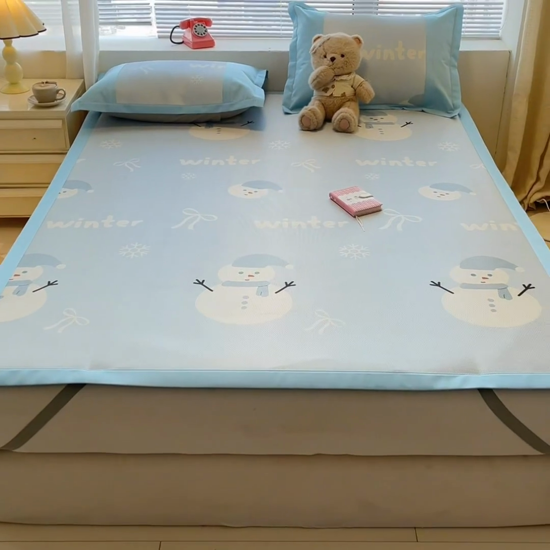 91家纺网 家纺一手货源 找家纺 （总）鑫琪莱家纺 2025新款数码印花加密冰藤凉席三件套