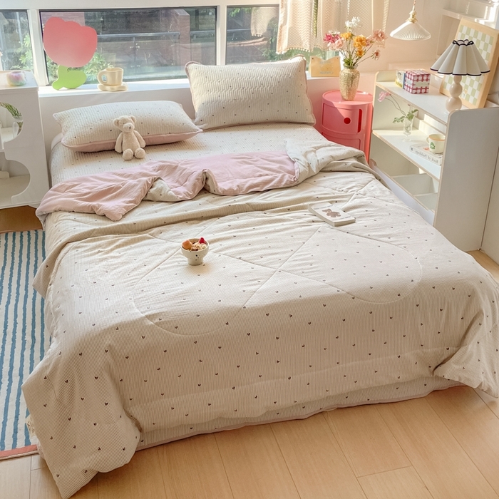 91家纺网 家纺一手货源 找家纺 （总）老帅的工厂店2025新款a类云感双层纱7a抗菌夏被四件套