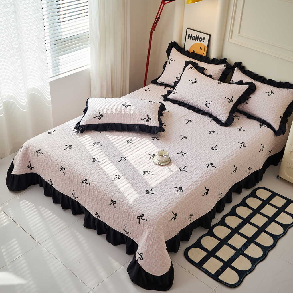 91家纺网 家纺一手货源 找家纺 蝶帕家纺 2025新款法式赫本风韩版花边水洗棉床盖四件套 半旧时光