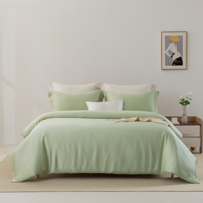 91家纺网 家纺一手货源 找家纺 121  2025新款60s支进口兰精天丝四件套-秋风QIUFENG系列（场景二） 多瑙绿