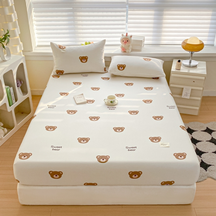 91家纺网 家纺一手货源 找家纺 梵克保罗 2025新款亲肤舒适全棉印花系列床笠 小熊熊