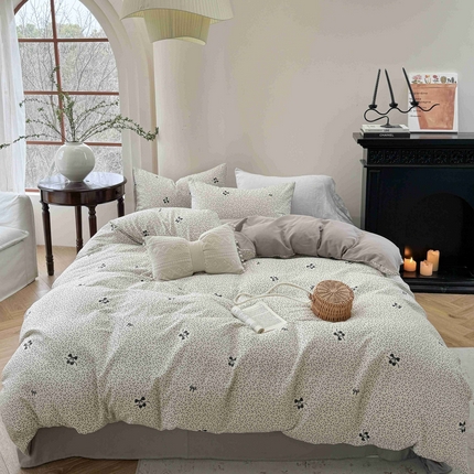 91家纺网 家纺一手货源 找家纺 时年家纺 2025春夏新款全棉纯棉有氧双层纱四件套-碎花系列 白茶籽