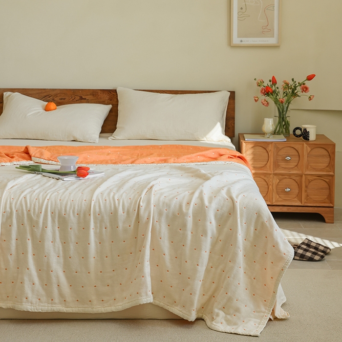 91家纺网 家纺一手货源 找家纺 雯雨2025新款A类全棉四层爱心刺绣纱布毛巾被 爱心白+橙色