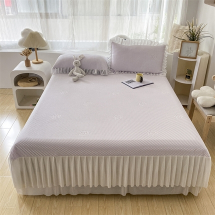 91家纺网 家纺一手货源 找家纺 （总）卡初家居（原微来） 2025新款抗菌冰豆豆花朵系列床笠床裙款凉席