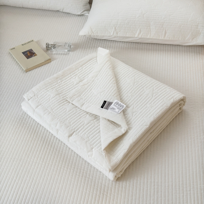 91家纺网 家纺一手货源 找家纺 （总）漫调家纺 2025新款繁星绗缝夏被 复古风实拍