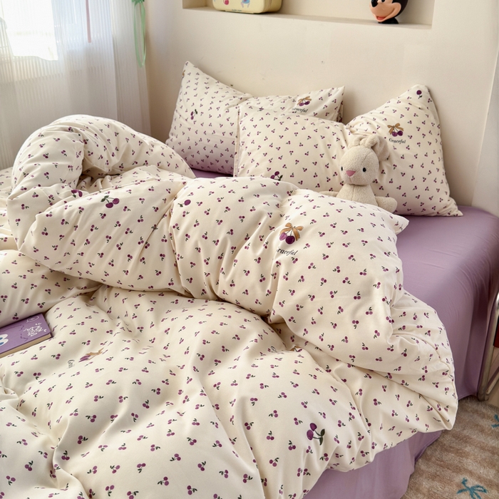 91家纺网 家纺一手货源 找家纺 冕悠家纺 2025新款热款A类高克重针织双层纱四件套系列 （提供买家秀） 紫樱桃