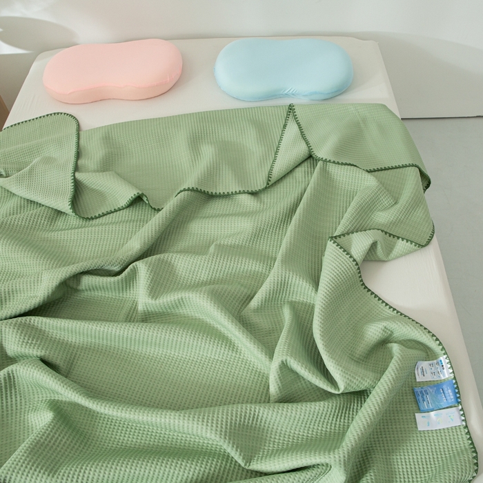 91家纺网 家纺一手货源 找家纺 柏薇2025新款A类华夫格400g凉感丝盖毯多功能双面用凉感夏凉被 双面纯凉感-橄榄绿
