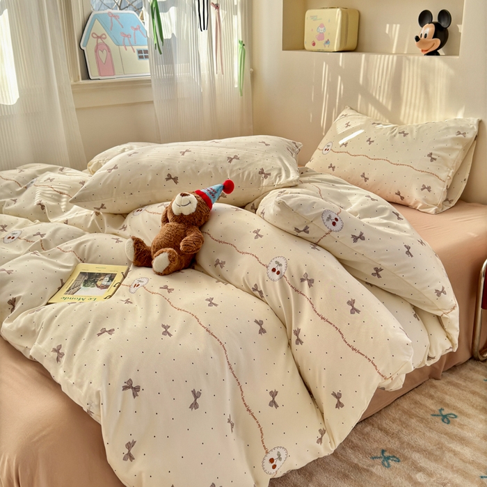 91家纺网 家纺一手货源 找家纺 冕悠家纺 2025新款热款A类高克重针织双层纱四件套系列 （提供买家秀） 樱桃蝴蝶结