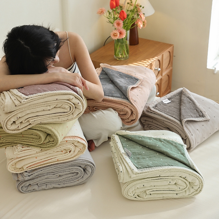 91家纺网 家纺一手货源 找家纺 雯雨2025新款A类全棉四层爱心刺绣纱布毛巾被 组合图