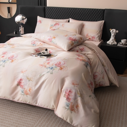 91家纺网 家纺一手货源 找家纺 氧家 2025新款60s贡缎长绒棉数码印花四件套（礼盒装） 芙贝拉