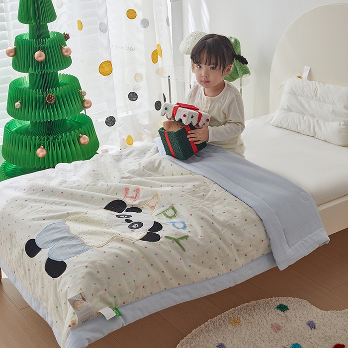 91家纺网 家纺一手货源 找家纺 （总）荷马之梦 2025新款A类全棉双层纱贴布绣大豆儿童夏被轻芯系列